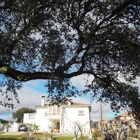 Villa Entre Encinas Moralina Buitenkant foto