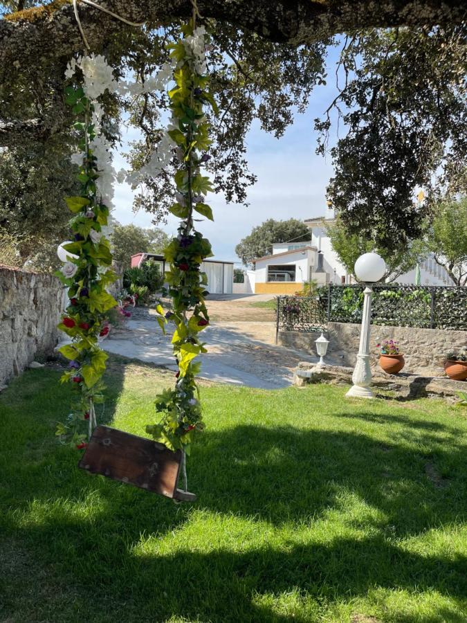 Villa Entre Encinas Moralina Buitenkant foto