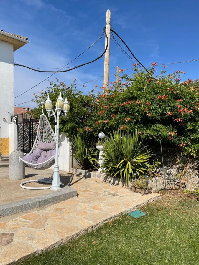 Villa Entre Encinas Moralina Buitenkant foto